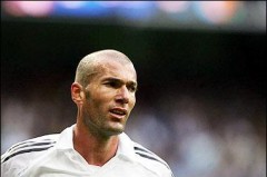 西甲焦点战：巴塞罗那力克皇马，梅西戴帽制胜